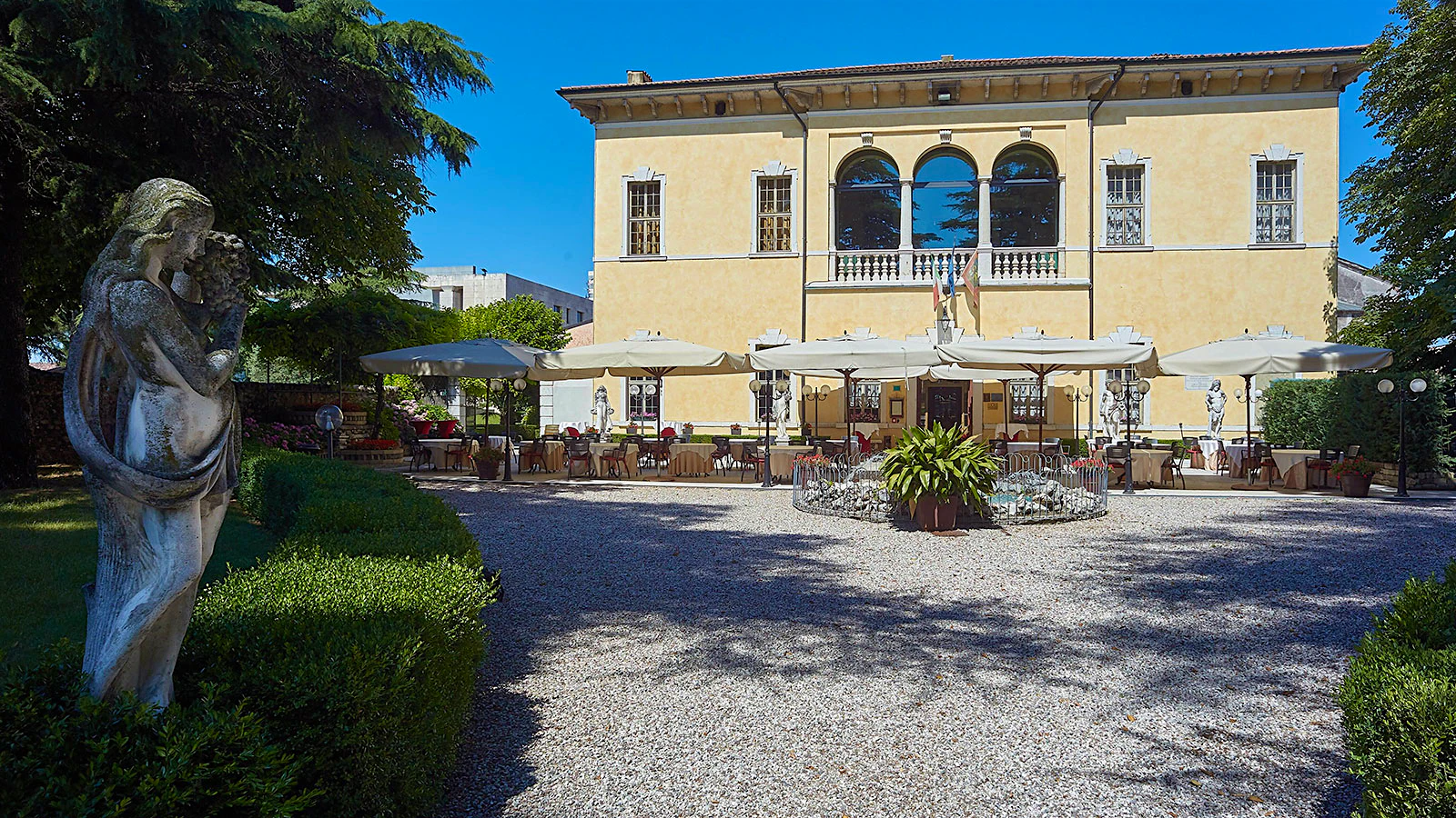 The exterior of Villa Quaranta